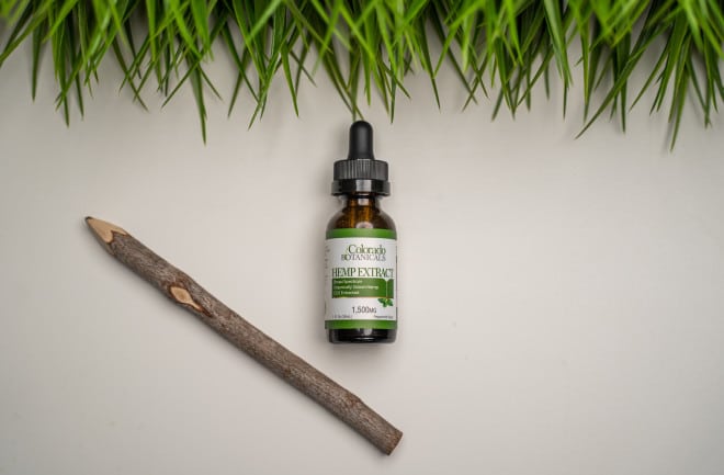 Best CBD Oil to Buy? Industry Expert Tips & Insights - Colorado Botanicals